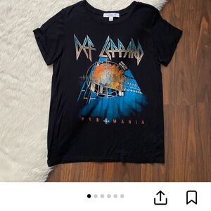 Daydreamer Def Leppard Pyromania Black Graphic Tee